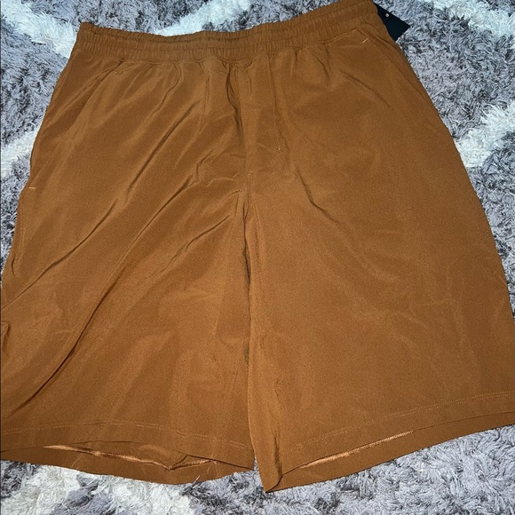 Brand New Lululemon Pace Breakers shorts 🩳 - Picture 5 of 10